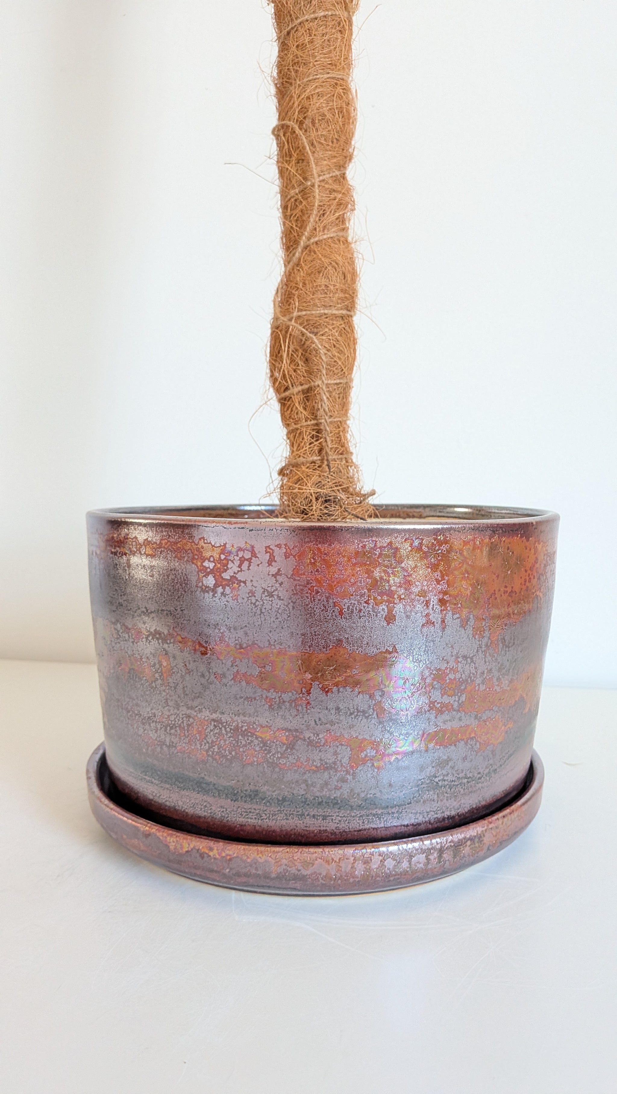 8" Pole Dancing Planter Mars Crystal Glaze